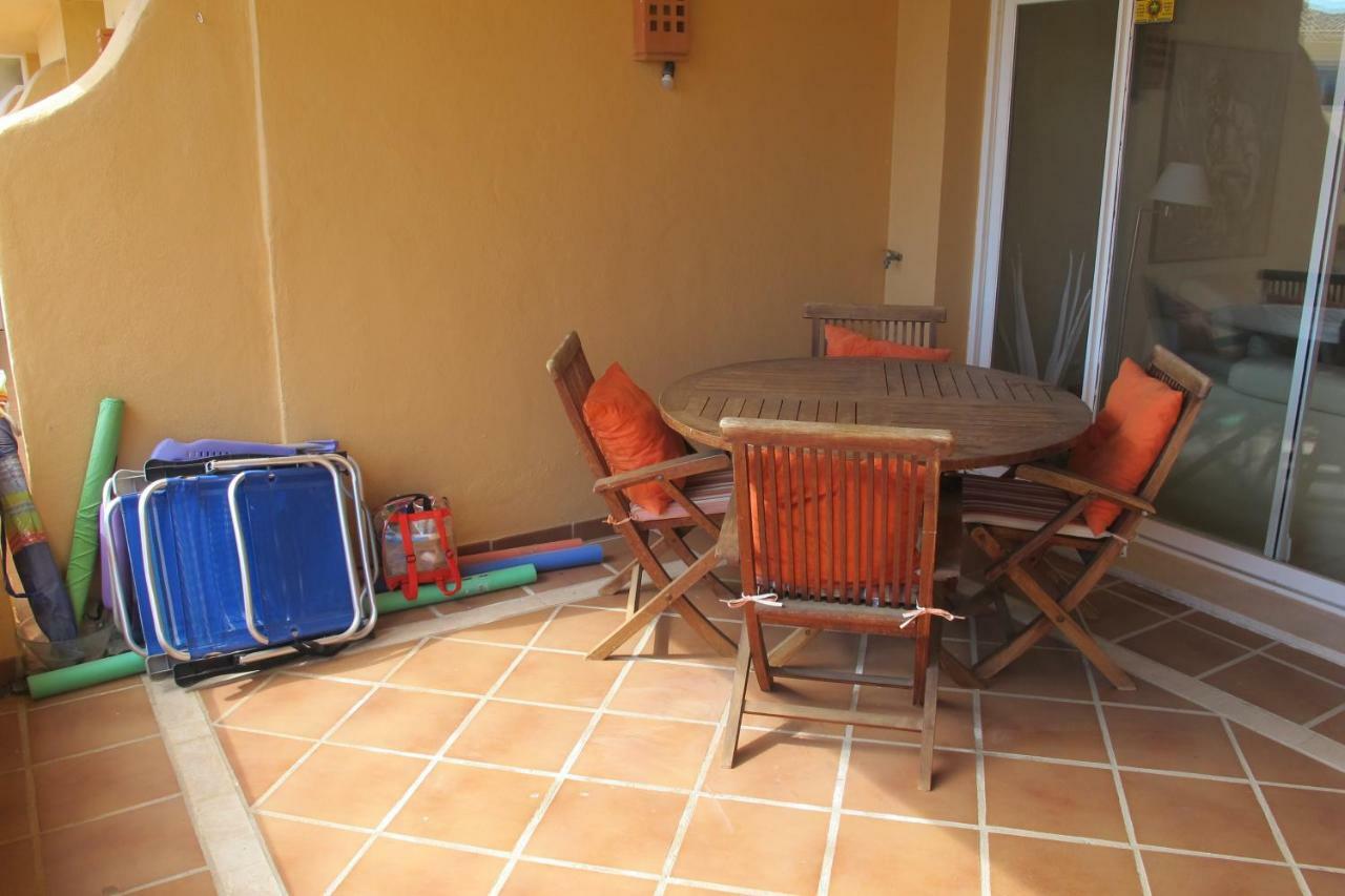 Apartamento En Los Patios De Santa Maria Golf Marbella Exterior photo